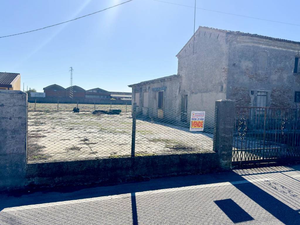 Casa indipendente a Corbola in Via Garzara - Foto 4