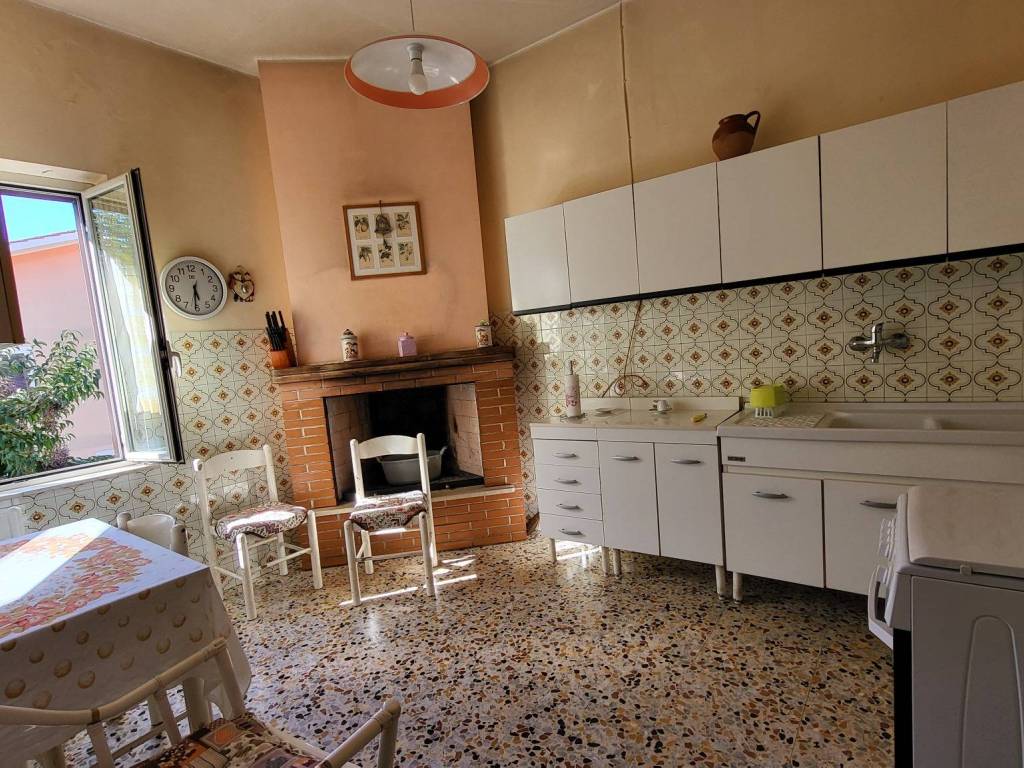 Casa indipendente a Penna in teverina in Via Alessandro Manzoni - Foto 4