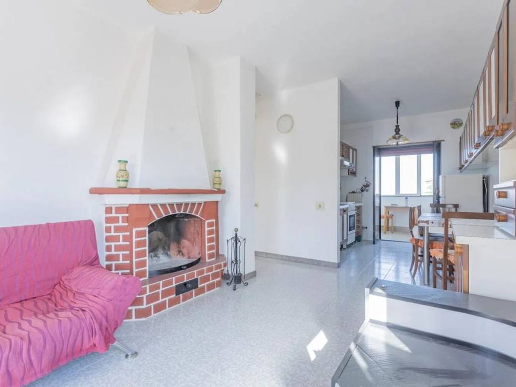 Villa a Battipaglia in Via Flavio Gioia, 10 - Foto 3