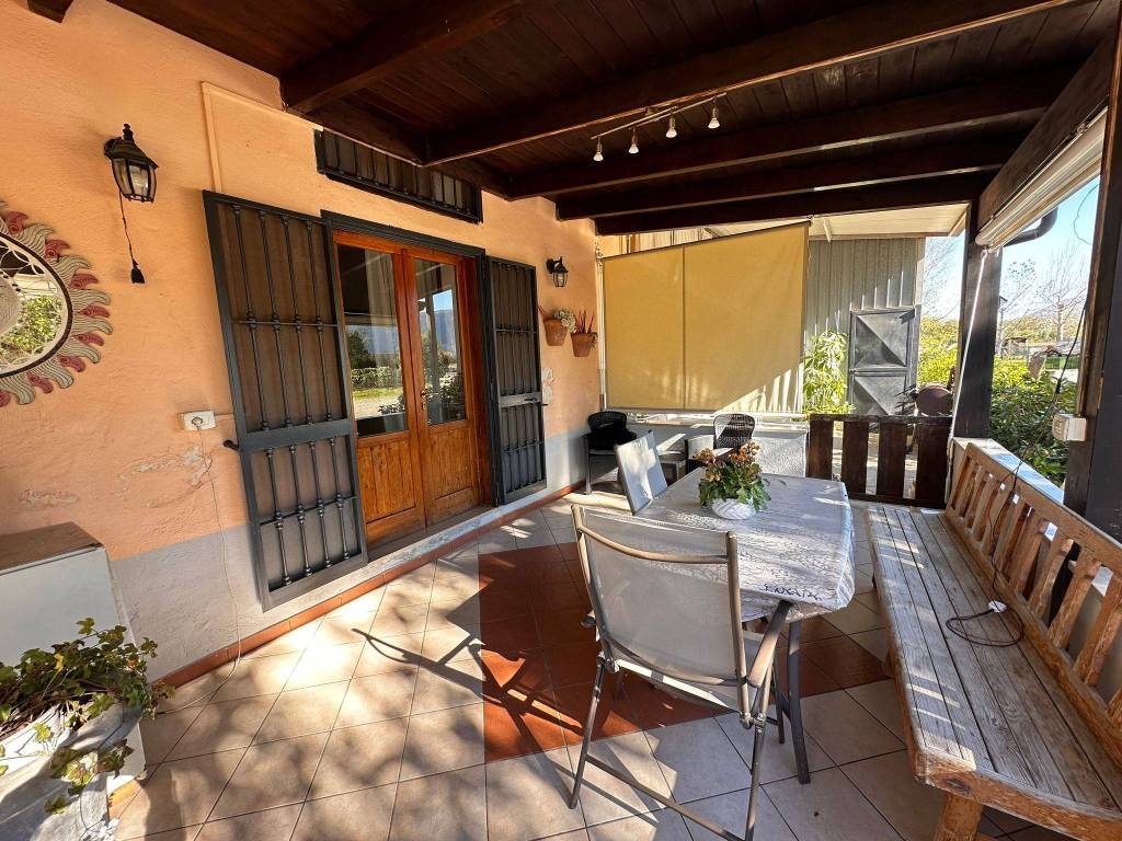 Villa a Maddaloni in Via Pioppolungo, 22 - Foto 2