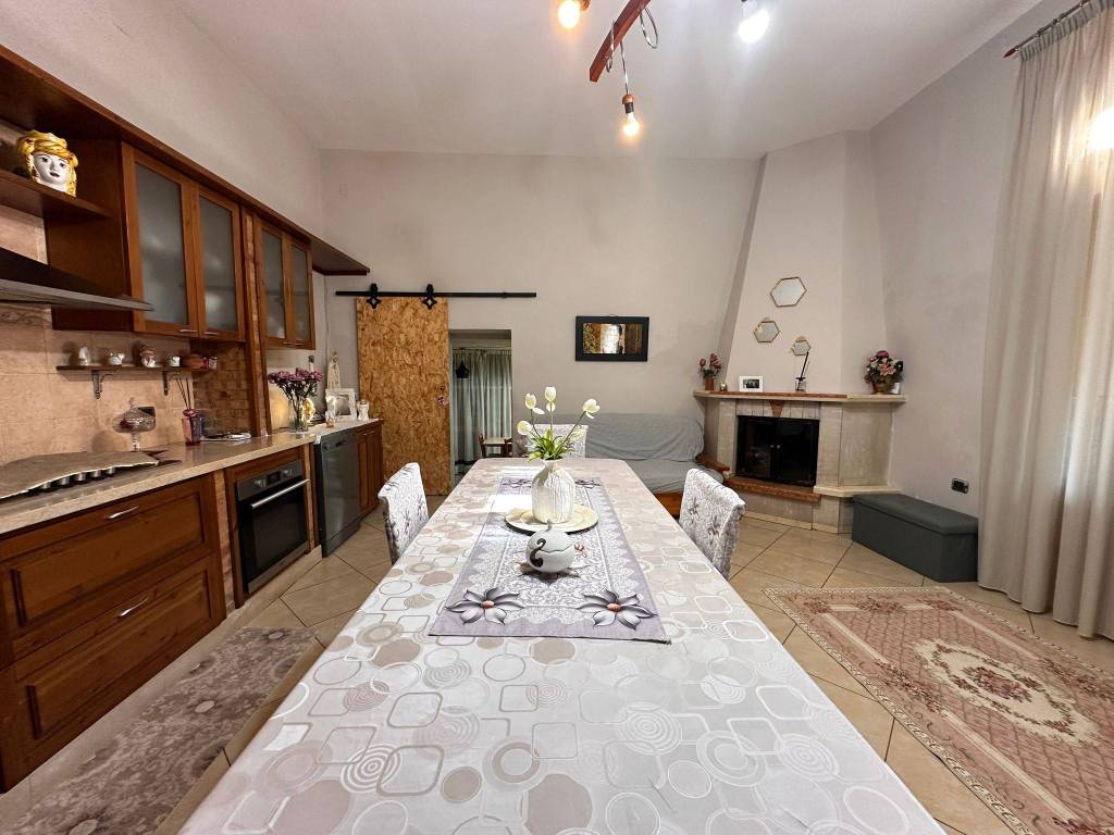 Villa a Maddaloni in Via Pioppolungo, 22 - Foto 3