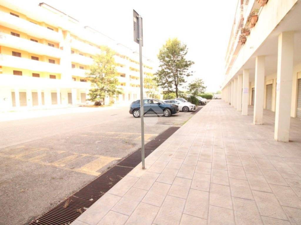 Box / garage a San marcellino in Via DE CHIRICO, 7 - Foto 3