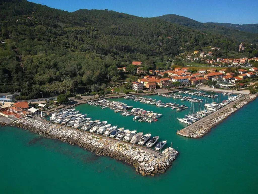 Villa a Ameglia in Via Pisanello, 221 - Foto 3