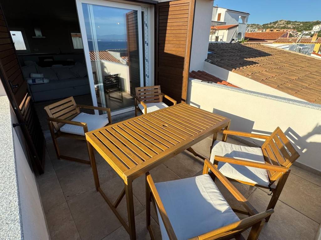 Attico / mansarda a Santa teresa gallura in Via Domenico Azuni, 15 - Foto 5