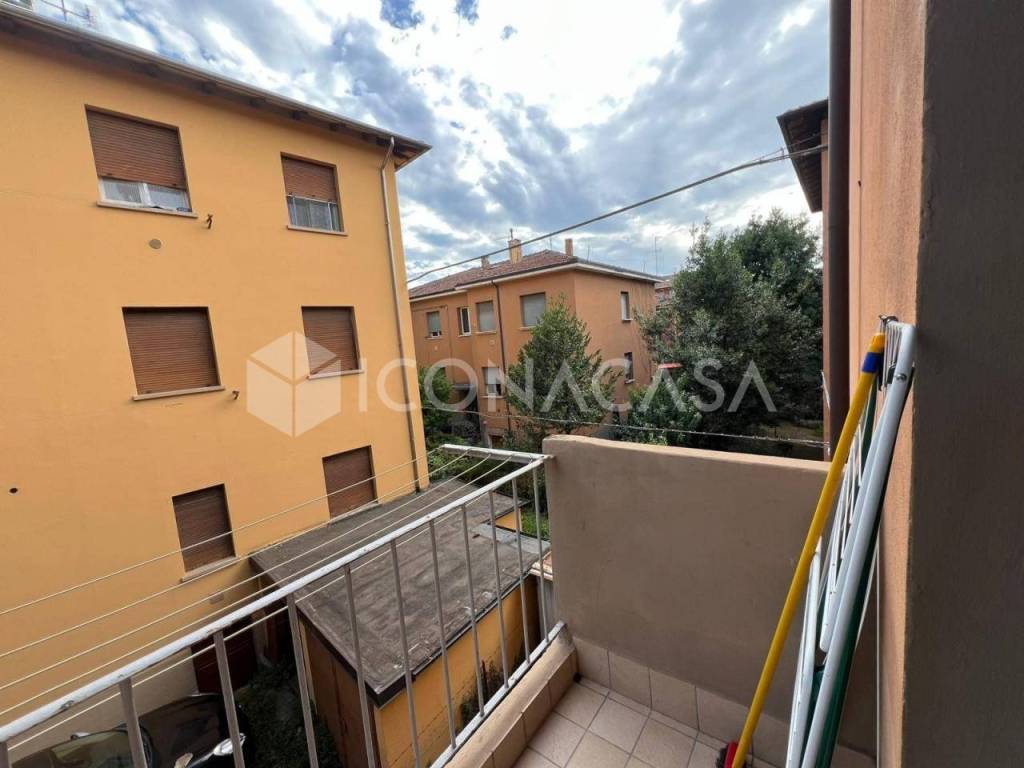 Appartamento a Bologna in Via dell'Arcoveggio, 40 - Foto 4