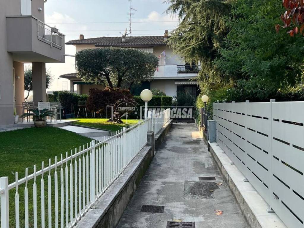 Appartamento a Castegnato in Via Franceschine 46 - Foto 4