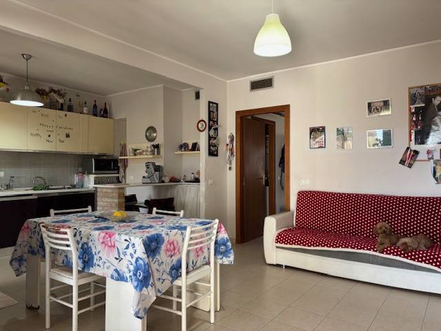 Appartamento a Monserrato in Via Giulio Cesare - Foto 3