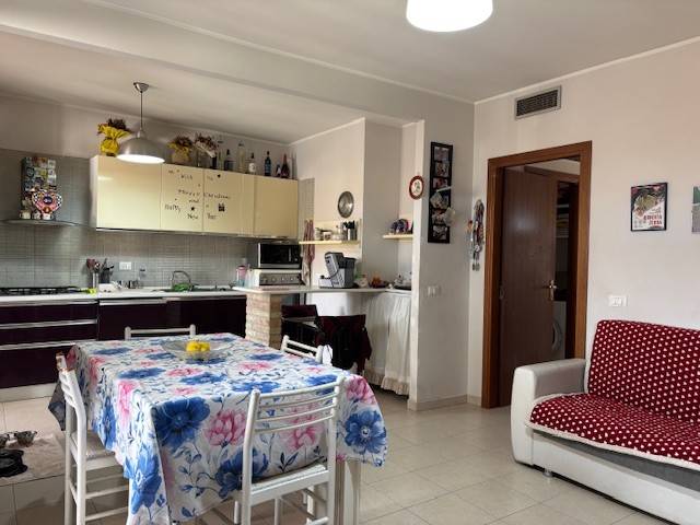Appartamento a Monserrato in Via Giulio Cesare - Foto 4