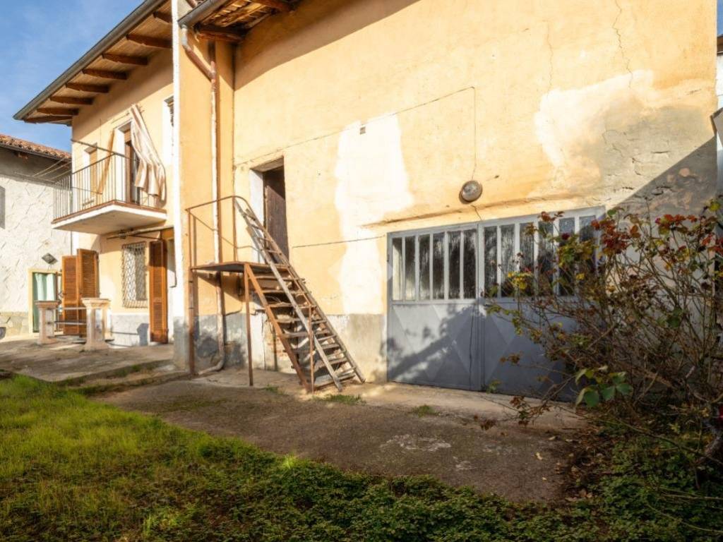 Casa indipendente a Arignano in Via mario graffi, 9 - Foto 4