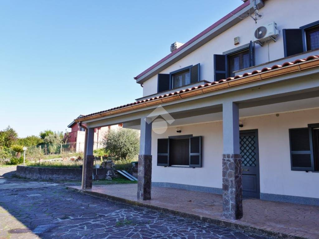 Villa a San cesareo in Via della favetta, 40 - Foto 2