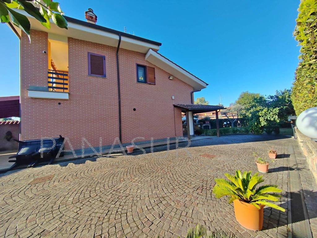 Villetta a schiera a Genzano di roma in Via Vigne Nuove - Foto 4