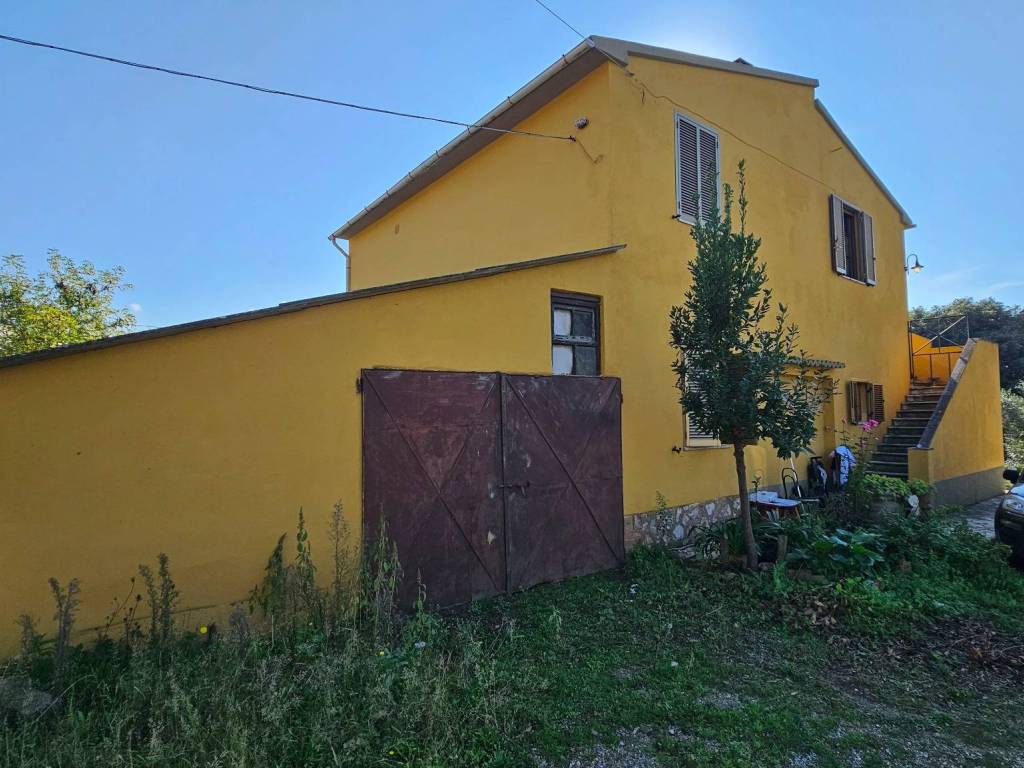 Rustico / casale a Campagnatico in Via 8 Marzo - Foto 3
