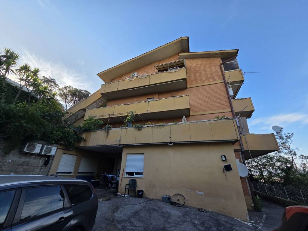 Appartamento a Castelnuovo di porto in Circonvallazione Beethoven, 50 - Foto 2
