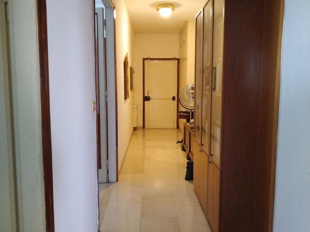 Appartamento a Bologna in Via Vincenzo Casciarolo - Foto 2