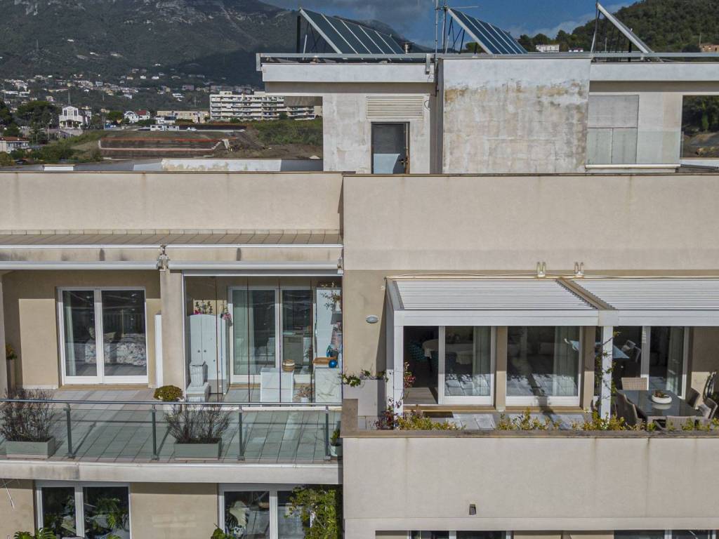 Attico / mansarda a Salerno in Via Fratelli Magnone - Foto 3