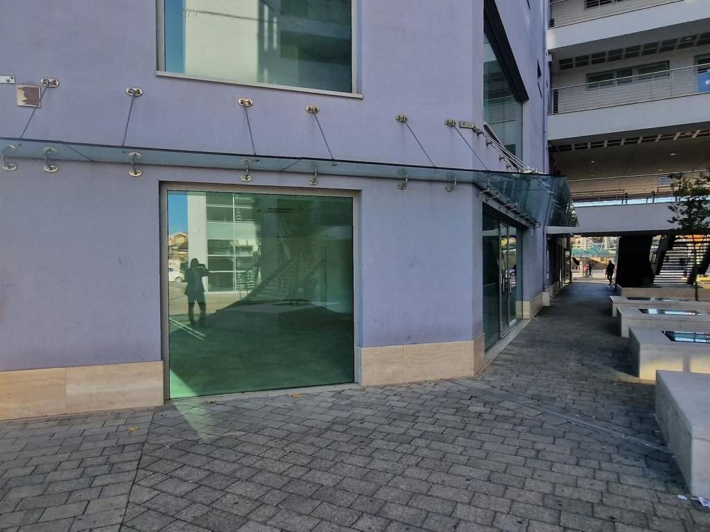 Immobile a Avezzano in Piazza J.F. Kennedy, 67051 Avezzano AQ, Italia - Foto 4
