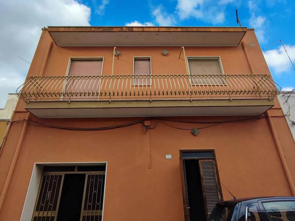 Villa a Trepuzzi in Via Vittorio Emanuele Ii, 11 - Foto 2