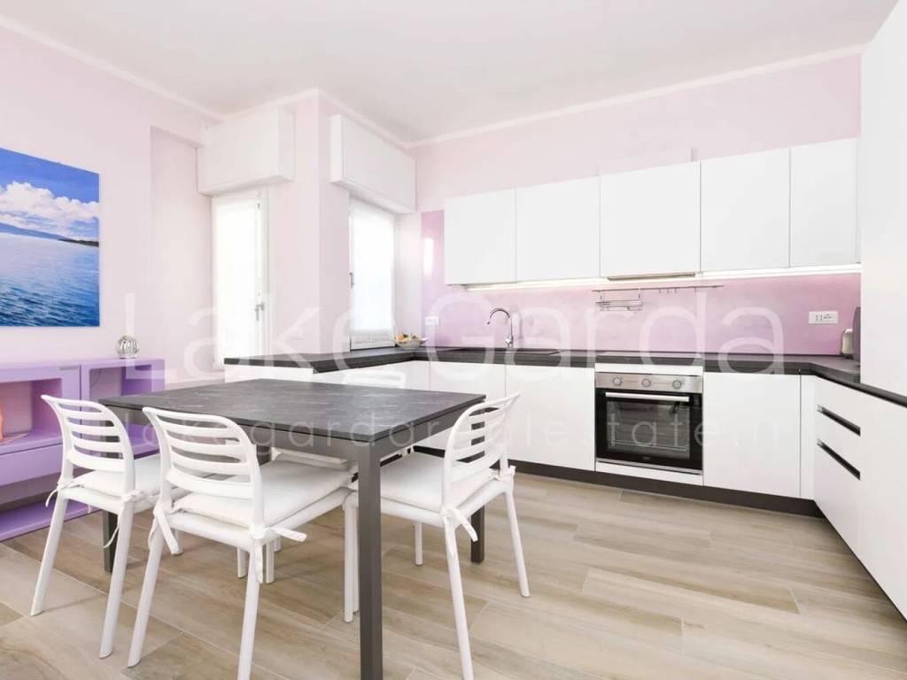 Appartamento a Salò in Via Ferrante Aporti, 10 - Foto 4