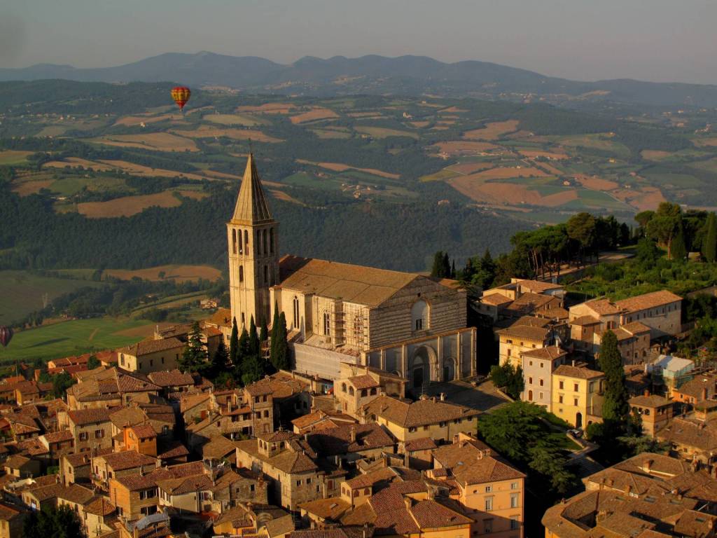 Appartamento a Todi in via di borgonuovo - Foto 2