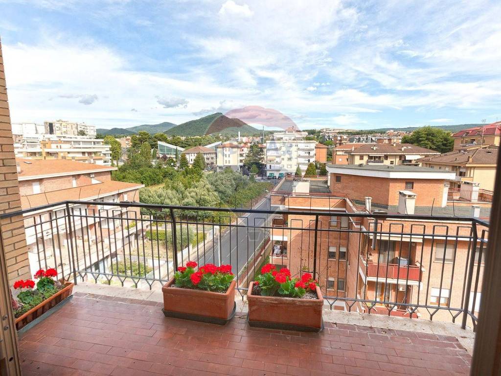 Appartamento a Viterbo in via Monte Bianco, 103 - Foto 2