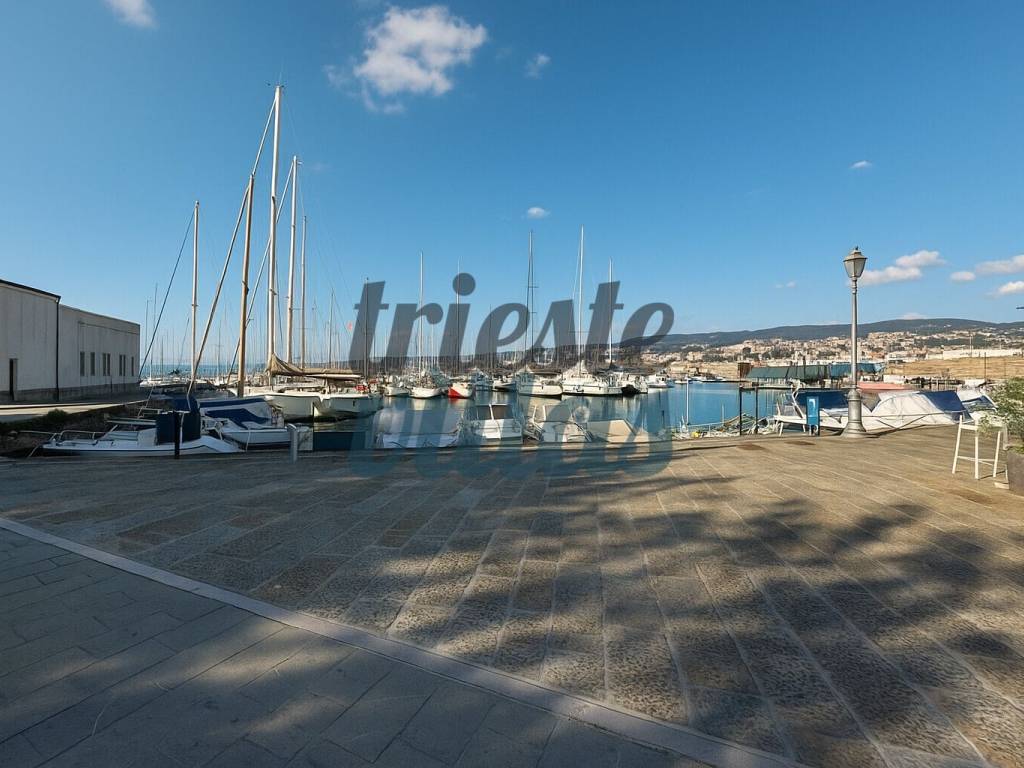 Appartamento a Muggia in Largo Amulia, 6 - Foto 2