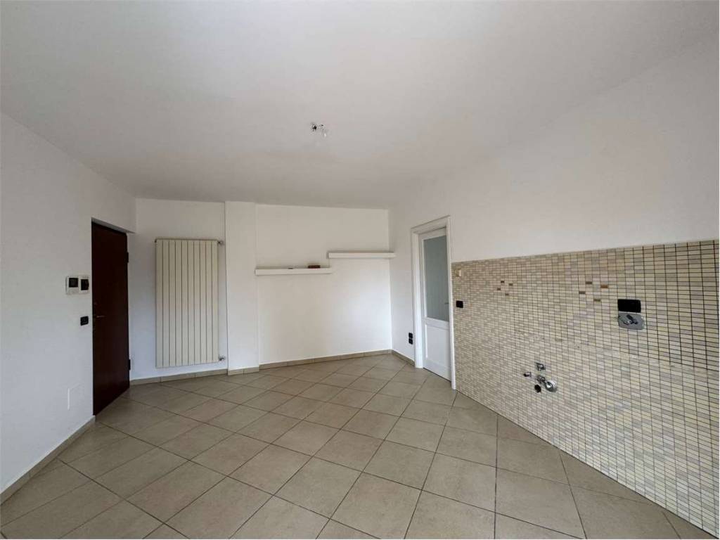 Appartamento a Chieri in VIA VITTONE, 40 - Foto 4