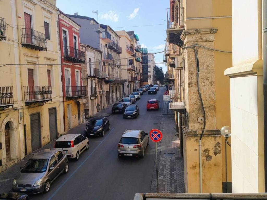 Appartamento a Gela in Via Giacomo Navarra Bresmes - Foto 4