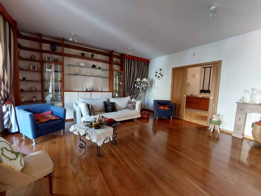 Villa a Imola in Via Rosa Luxemburg - Foto 4