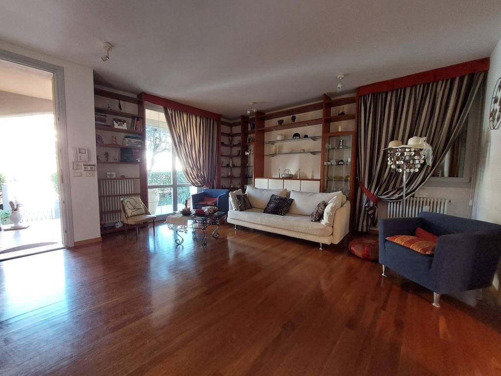 Villa a Imola in Via Rosa Luxemburg - Foto 5