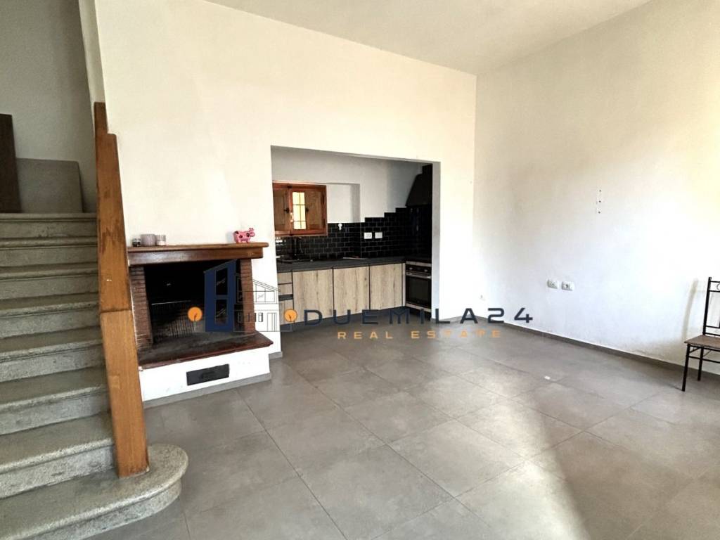 Casa indipendente a Prato in Via Vecchia di Cantagallo - Foto 2