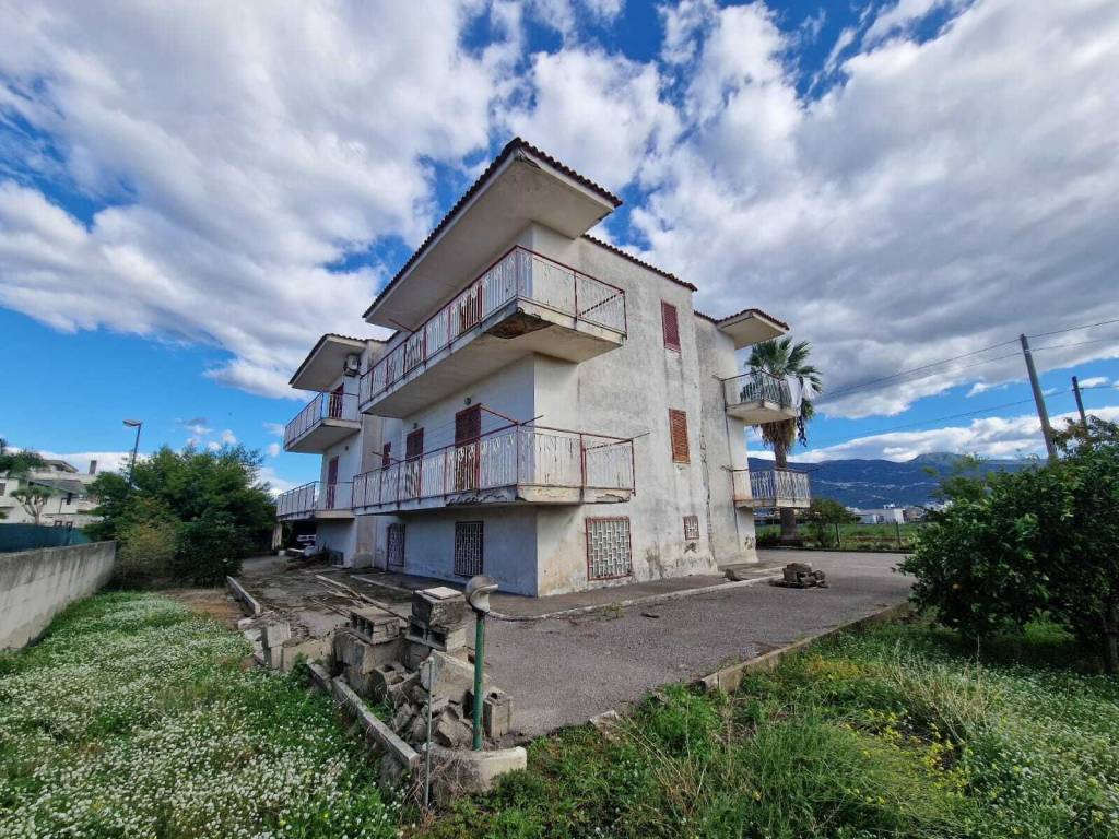 Casa indipendente a Pompei in Via Crapolla 2, 156 - Foto 3