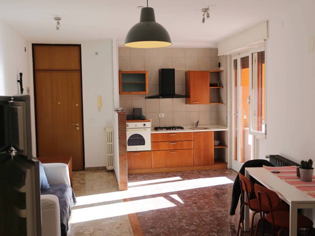 Appartamento a Udine in Via Gemona, 27 - Foto 2