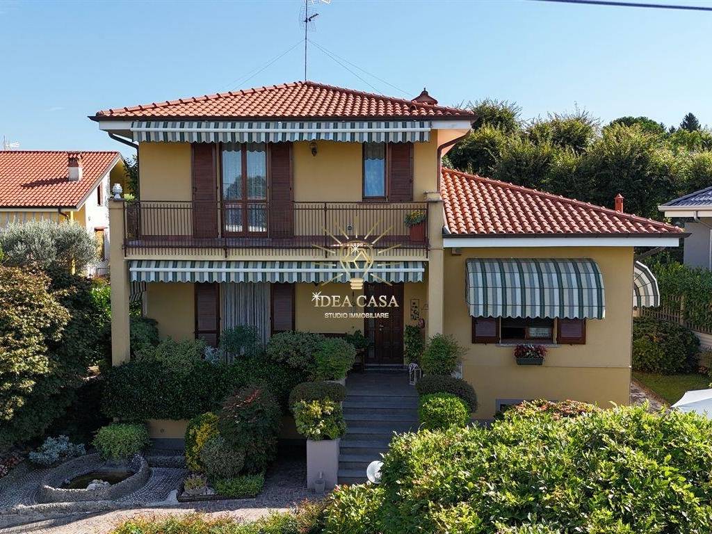 Villa a Cassago brianza in SAN GREGORIO, 22 - Foto 2