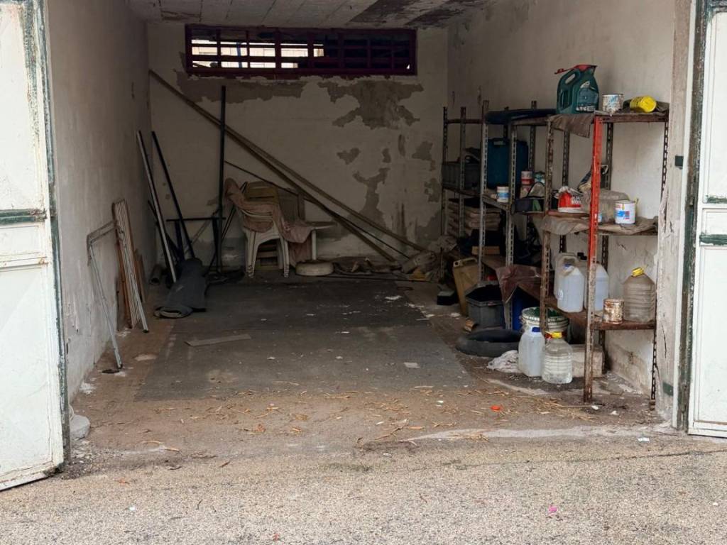 Box / garage a Castel volturno in Viale del Mare, 171 - Foto 3