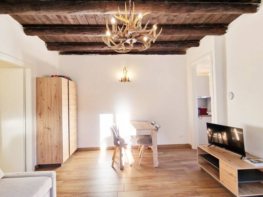 Appartamento a Aprica in Via Valtellina, 6 - Foto 2