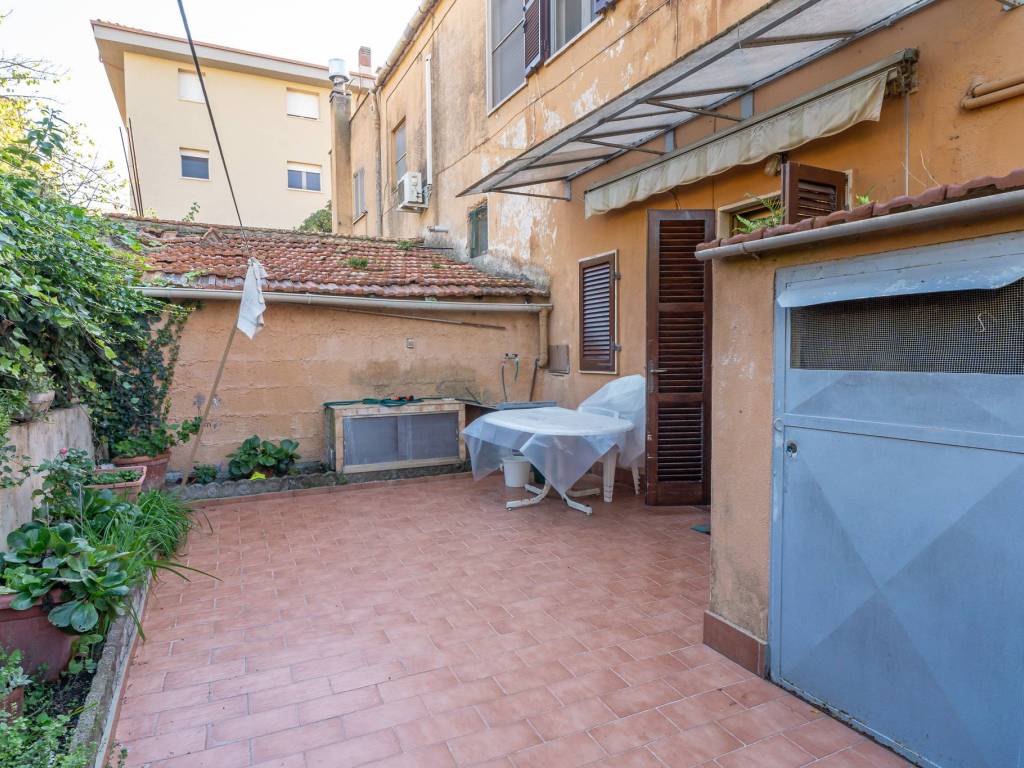 Appartamento a Tarquinia in Via Pietro Ghignoni, 5 - Foto 2