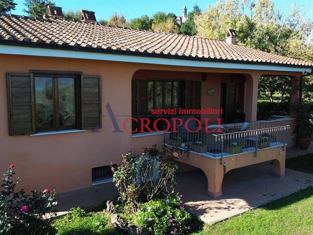 Villa a Bracciano in Via Circumlacuale, 18 - Foto 4