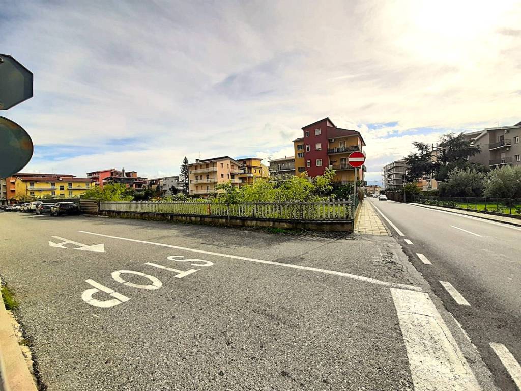 Terreno a Lamezia terme in Via Luigi Pirandello - Foto 4
