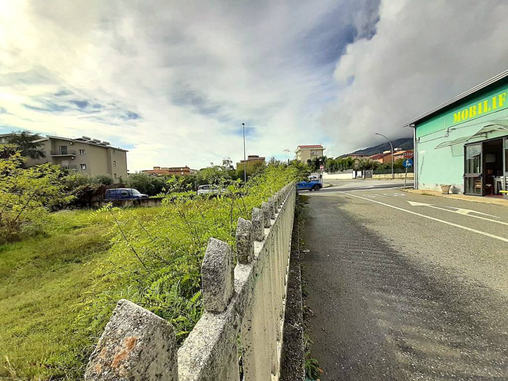 Terreno a Lamezia terme in Via Luigi Pirandello - Foto 5