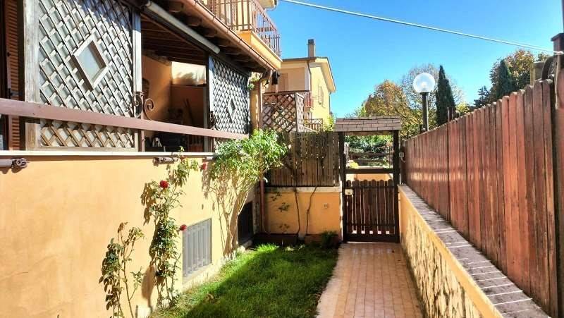 Villetta a schiera a Genzano di roma in Via Bologna , 15 - Foto 2