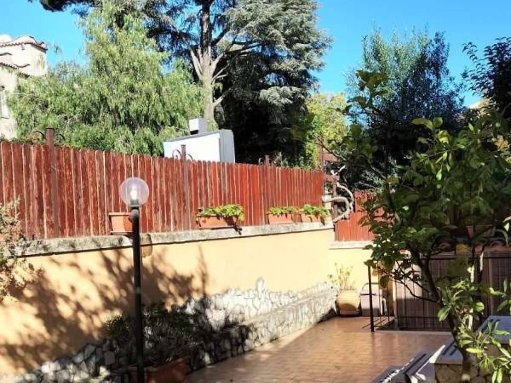 Villetta a schiera a Genzano di roma in Via Bologna , 15 - Foto 3