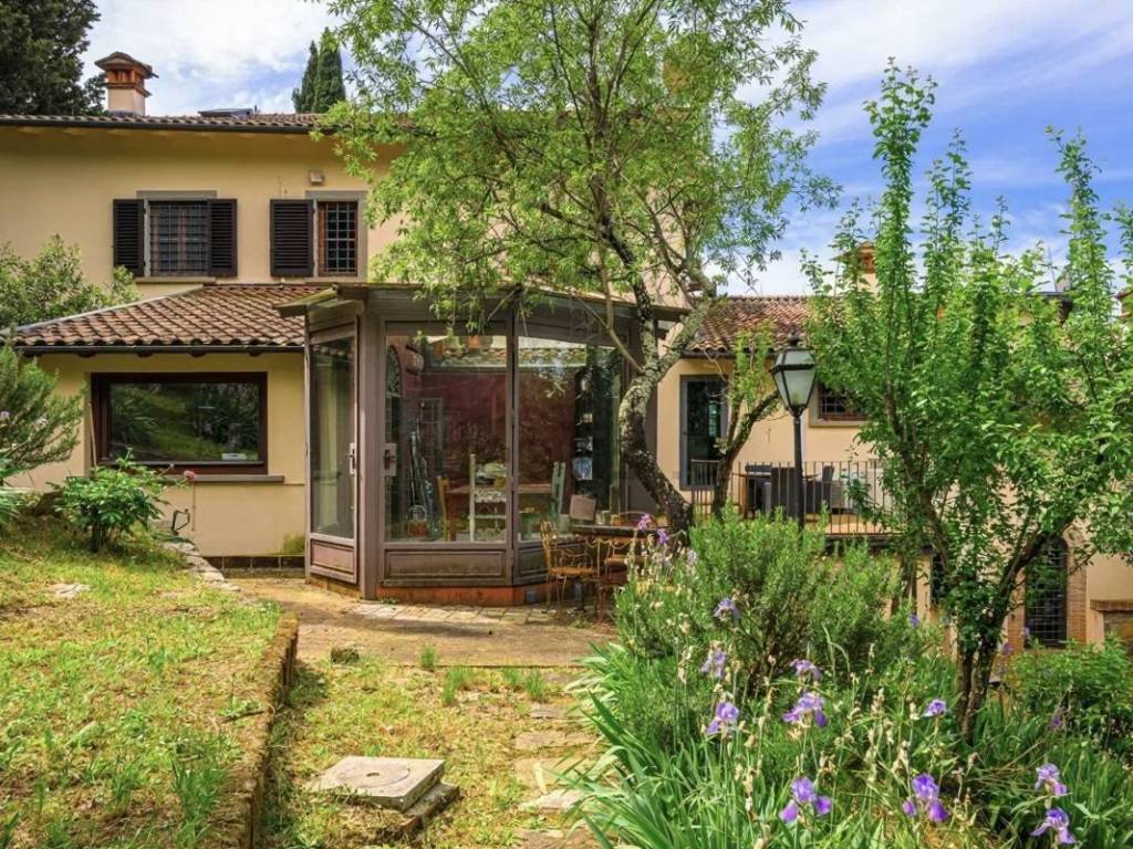 Villa a Prato in via per monticello, 51 - Foto 4