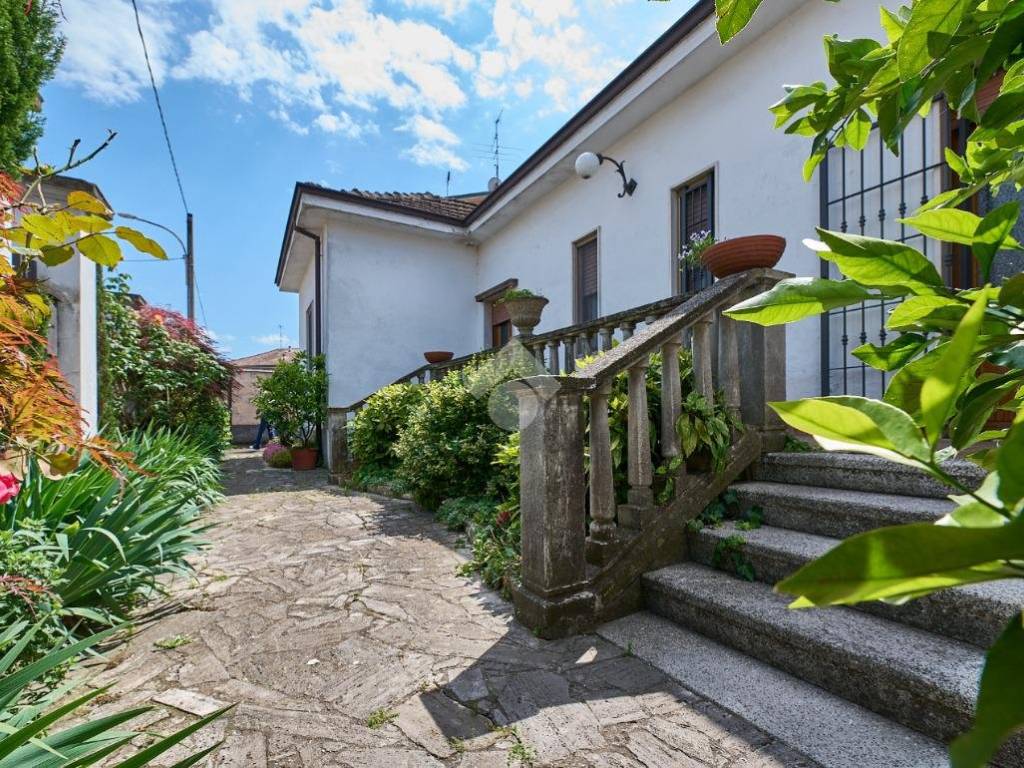 Villa a Zelo buon persico in Via Manzoni, 7 - Foto 4