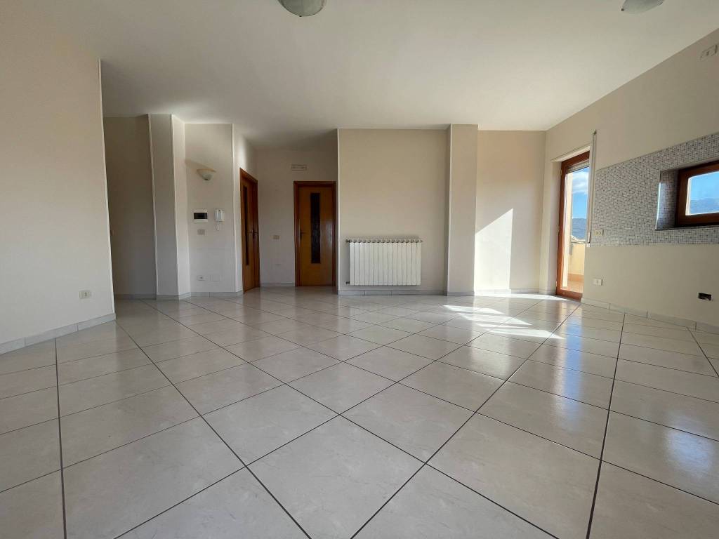 Appartamento a Sarno in Via Nuova Lavorate - Foto 4