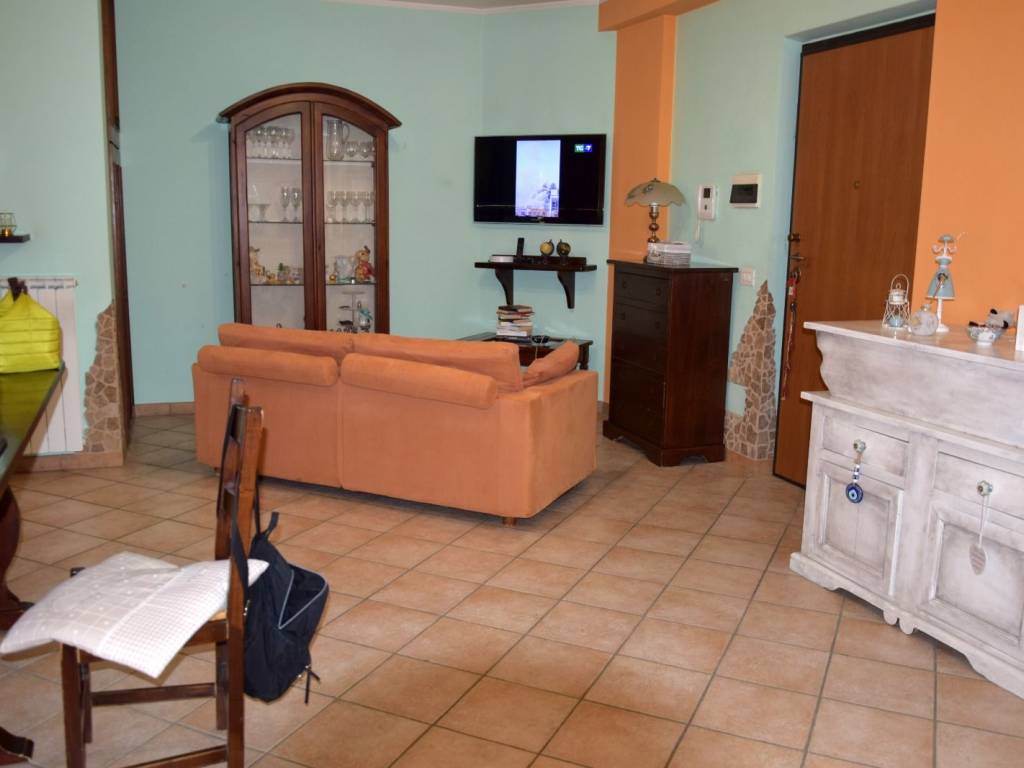 Appartamento a Guidonia montecelio in Via Caracalla - Foto 2