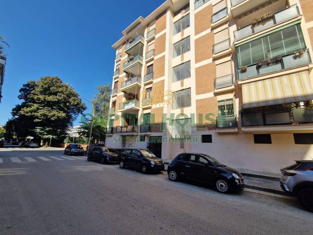 Appartamento a Caserta in Via Onofrio Buccini, 1 - Foto 3