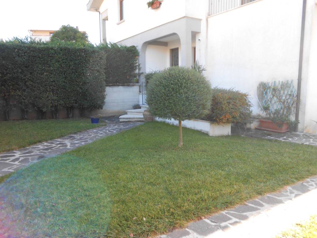 Villa a Avezzano in Via Cristoforo Colombo, 28 - Foto 2