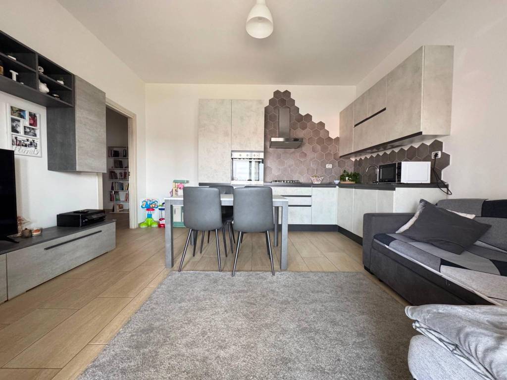 Appartamento a Volpiano in Via Riviera, 49 - Foto 2