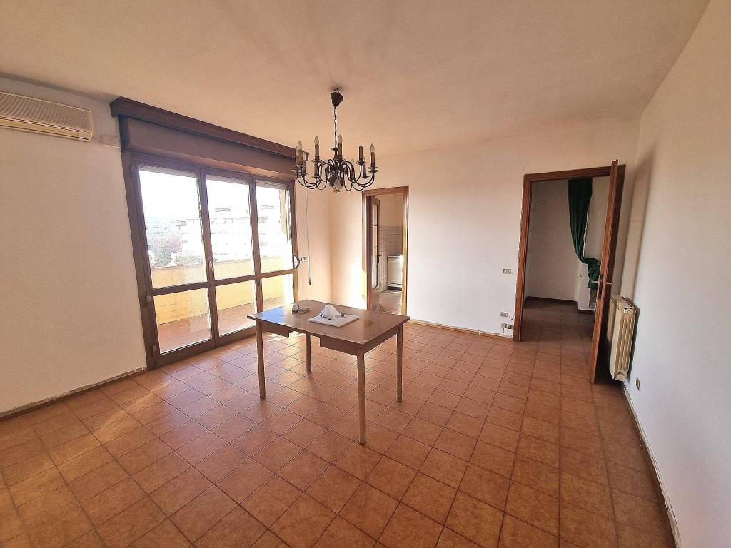 Appartamento a Monsummano terme in Via dell'Unità - Foto 4