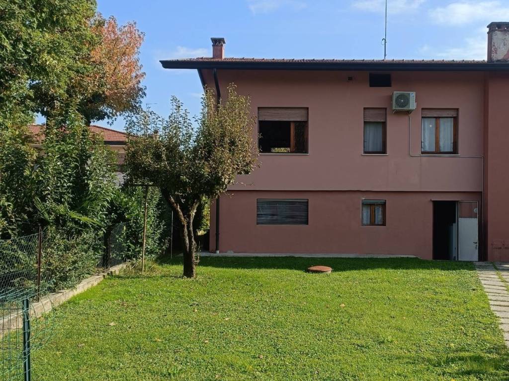 Villa a Prata di pordenone in Via Antonio Meucci, 7 - Foto 3